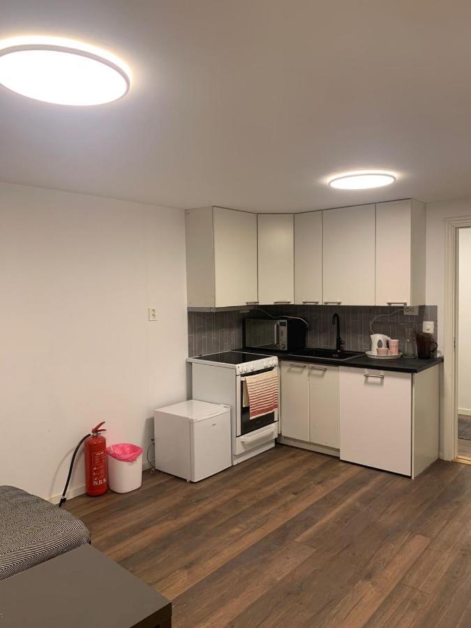 Beautiful 2 Rooms Apartment In Klofta,Near Oslo Airport& Oslo Eksteriør bilde