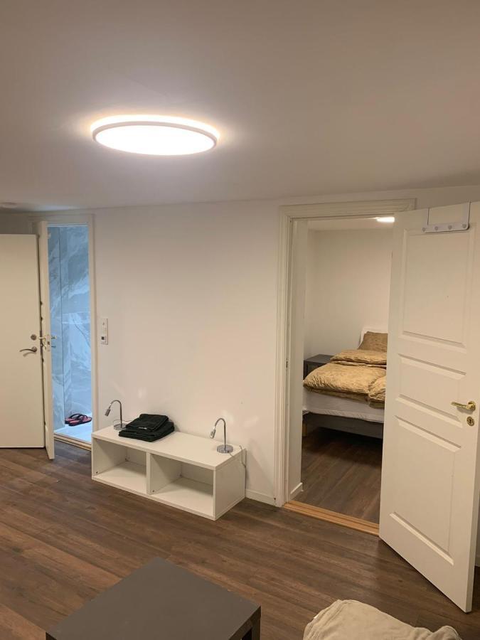 Beautiful 2 Rooms Apartment In Klofta,Near Oslo Airport& Oslo Eksteriør bilde