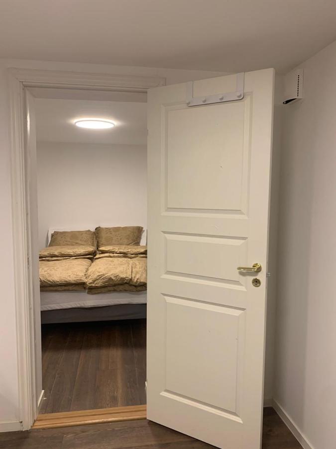 Beautiful 2 Rooms Apartment In Klofta,Near Oslo Airport& Oslo Eksteriør bilde
