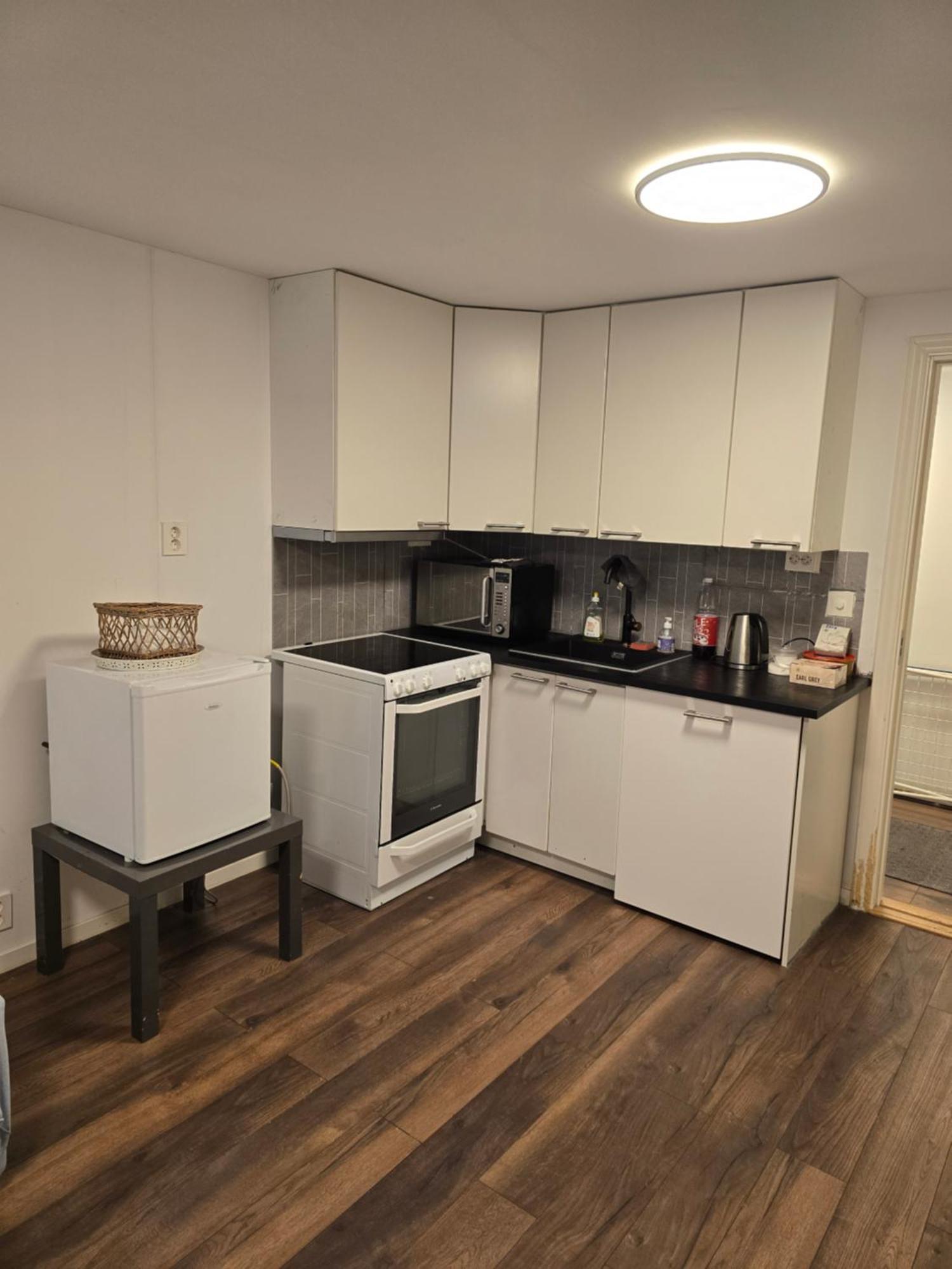 Beautiful 2 Rooms Apartment In Klofta,Near Oslo Airport& Oslo Eksteriør bilde