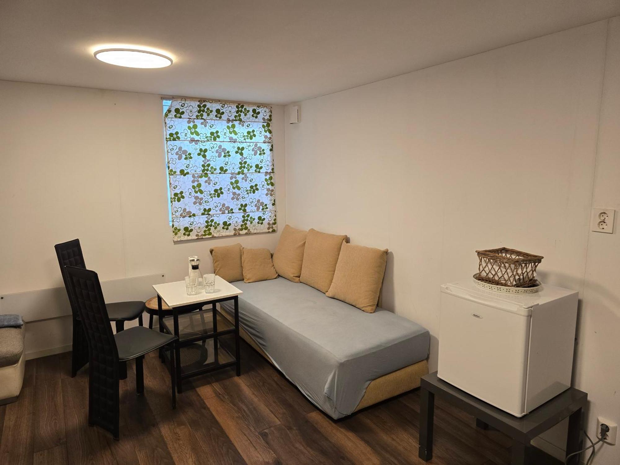 Beautiful 2 Rooms Apartment In Klofta,Near Oslo Airport& Oslo Eksteriør bilde